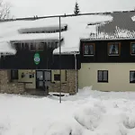 Деревянный коттедж Chata Prasily